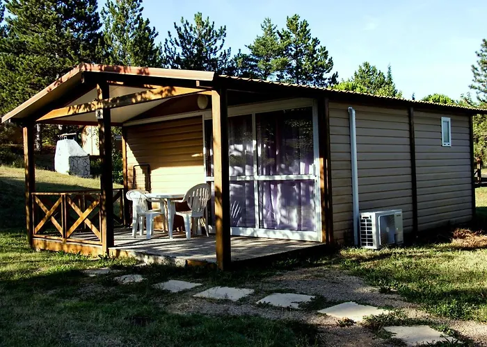 Camping Municipal La Sapinette