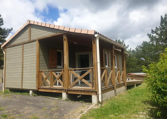 Camping Municipal La Sapinette